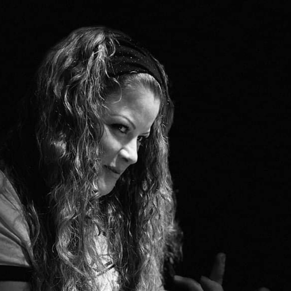 Meet your Posher, Veronica - Picture 7 of 8